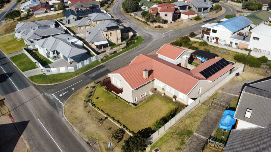 4 Bedroom Property for Sale in Dana Bay Western Cape